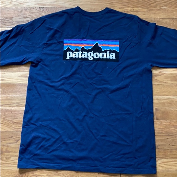 Men’s Patagonia long sleeve - Picture 2 of 2